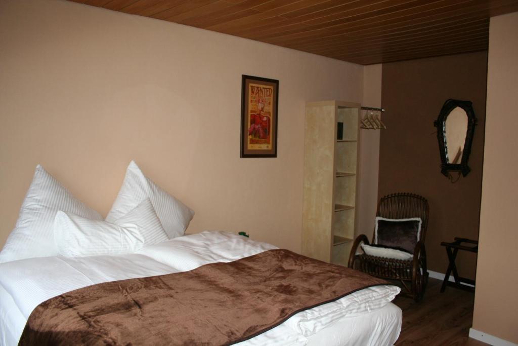 Hinter Den Spiegeln Hotel Heimbach Cameră foto