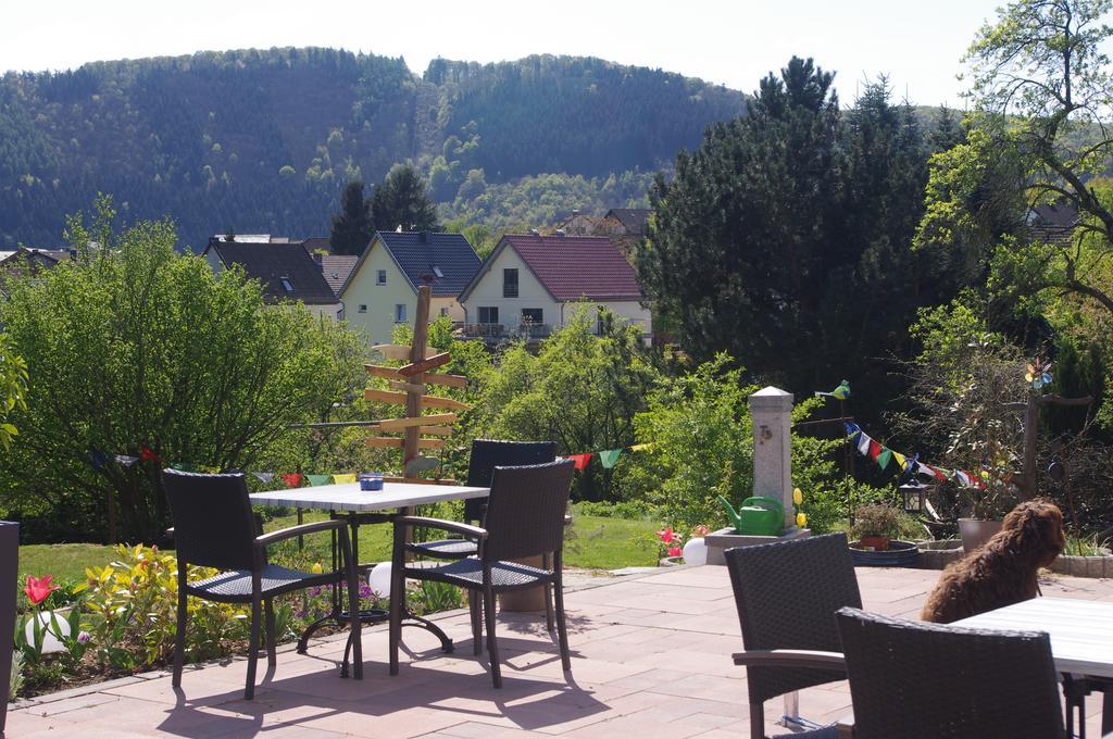 Hinter Den Spiegeln Hotel Heimbach Exterior foto